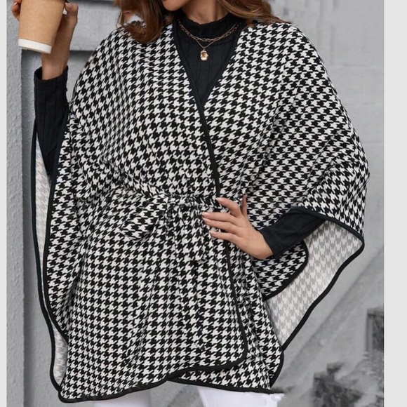 Luxe houndstooth cloak sleeve belted cap top - Picture 3 of 6